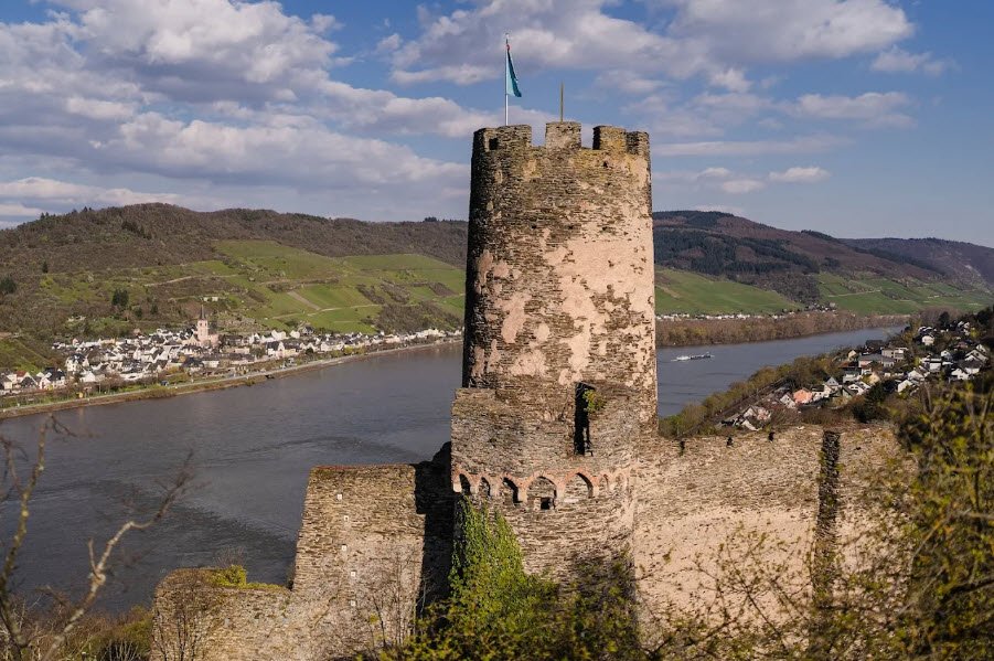 Ruin "Fürstenberg Castle", Oberdiebach, Germany, Germany